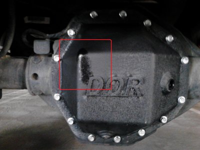 DOR Rear Diff Cover Leak (with highlight).jpg