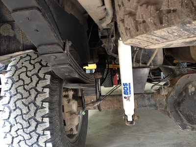 lr leaf spring and shock.jpg