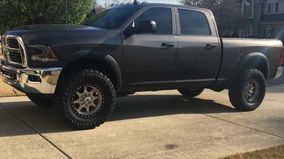 37 Toyos.jpg (93.6 KiB) Viewed 10337 times 37 Toyos.jpg