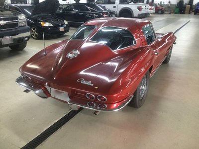 1963 Corvette Sting Ray - 3.jpg